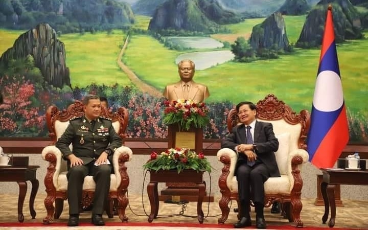 Campuchia và Lào tăng cường hợp tác quốc phòng